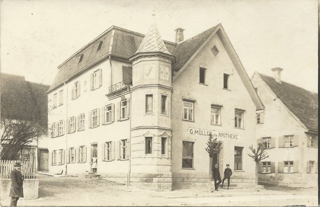 G. Müllersche Apotheke (Vorderseite der Ansichtskarte)